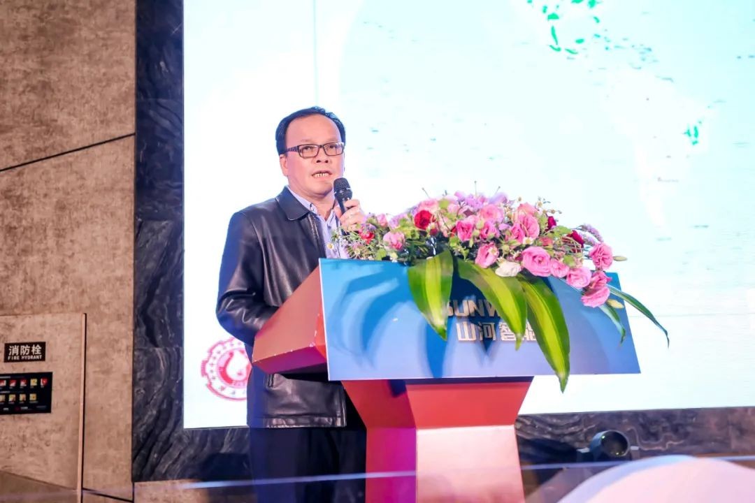 饕餮盛宴！优德88智能?建华建材预制桩施工装备与手艺交流会盛大召开