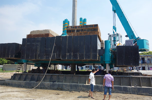 十九年稳居冠军宝座，，，，，优德88智能静力压桩机完善演绎“精益求精”