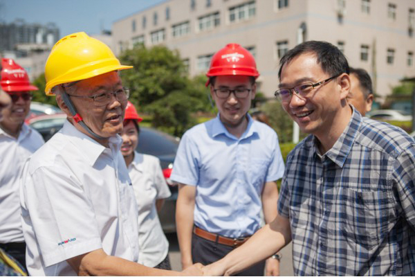 商务部相助司刘民强副司长一行调研优德88智能