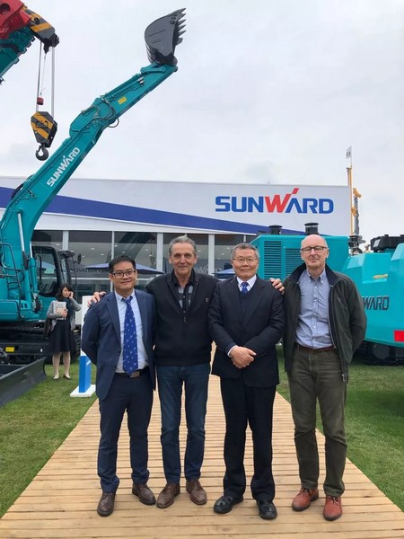 统一个天下，，，统一个梦想，，，优德88智能德国宝马展完善收官
