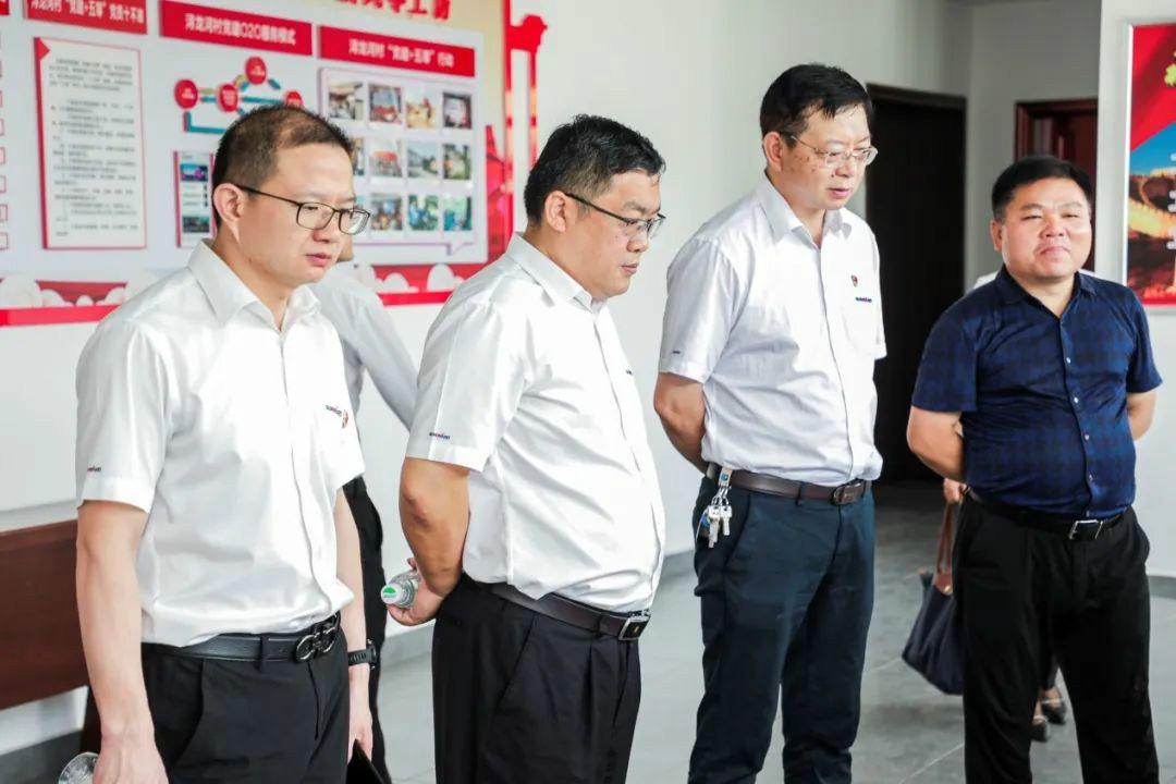 优德88智能党委赴浔龙河交流学习