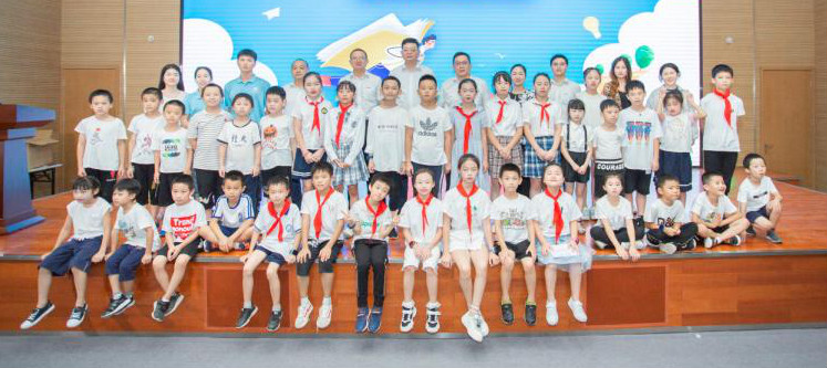 精准服务共建家园，，，解决刚需心怀感恩——优德88智能首期职工子女暑期托管班圆满结班