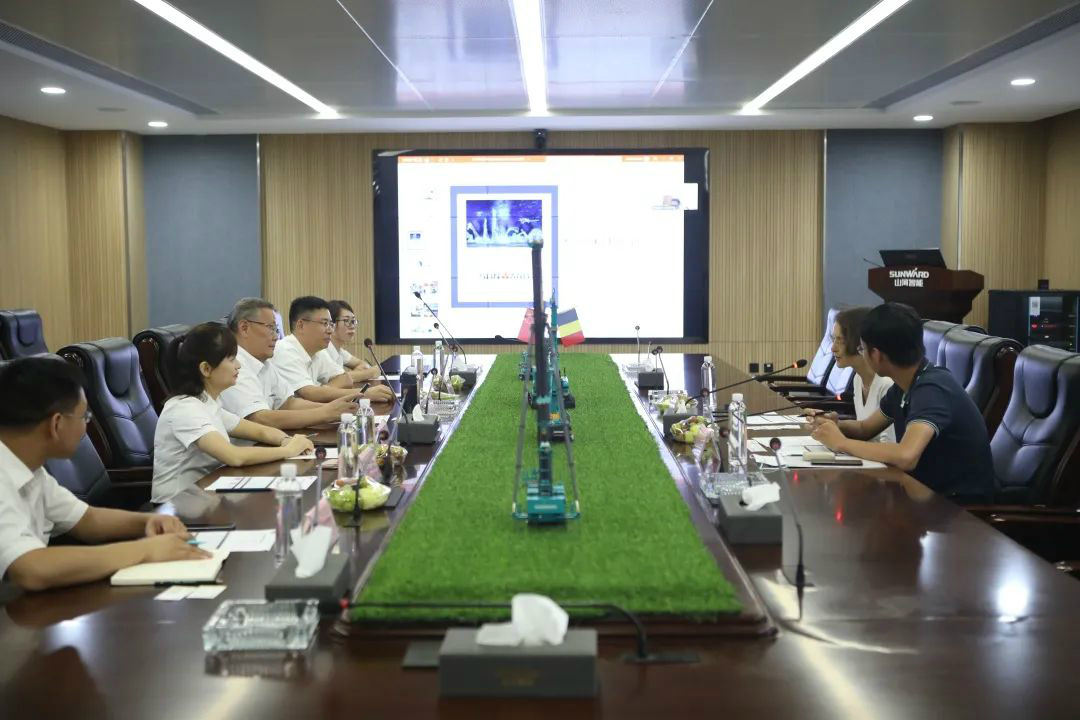 比利时商务领事到访优德88智能