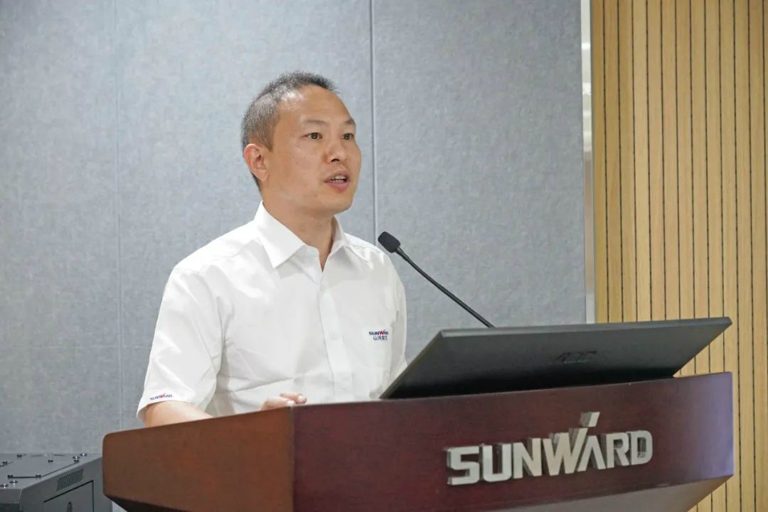 省人大常委会党组副书记、副主任王柯敏调研优德88智能