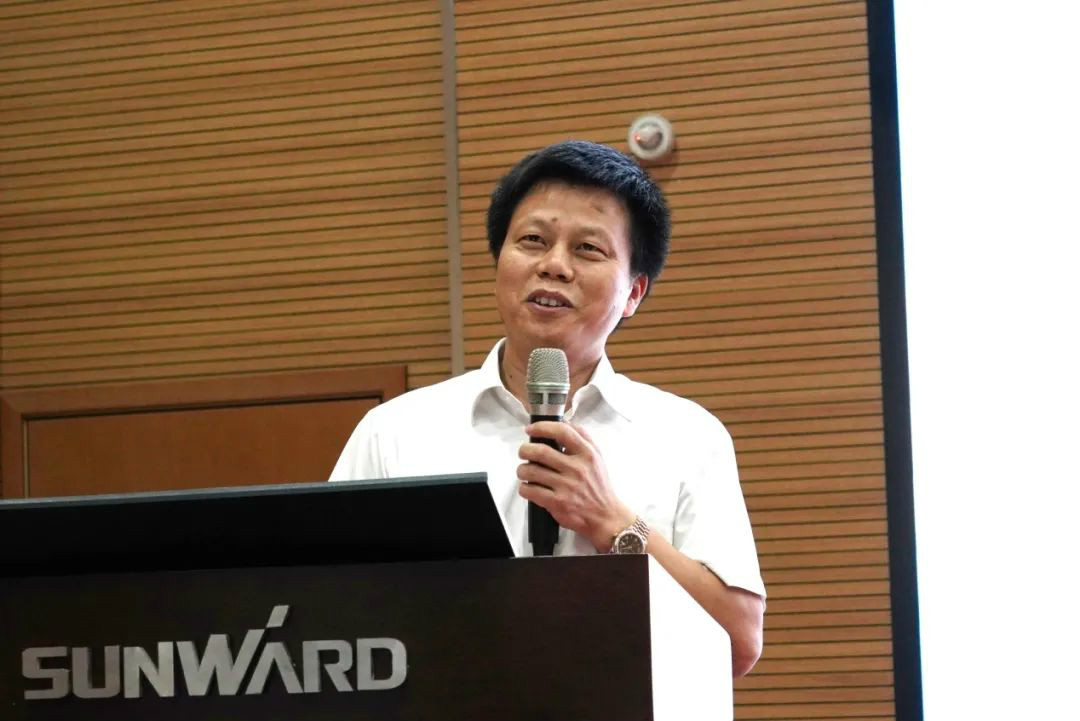 关爱科技事情者康健——康健科普进企业走进优德88智能