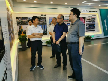 省工信厅副厅长张治平调研优德88智能