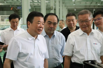 副省长陈飞调研优德88航空工业
