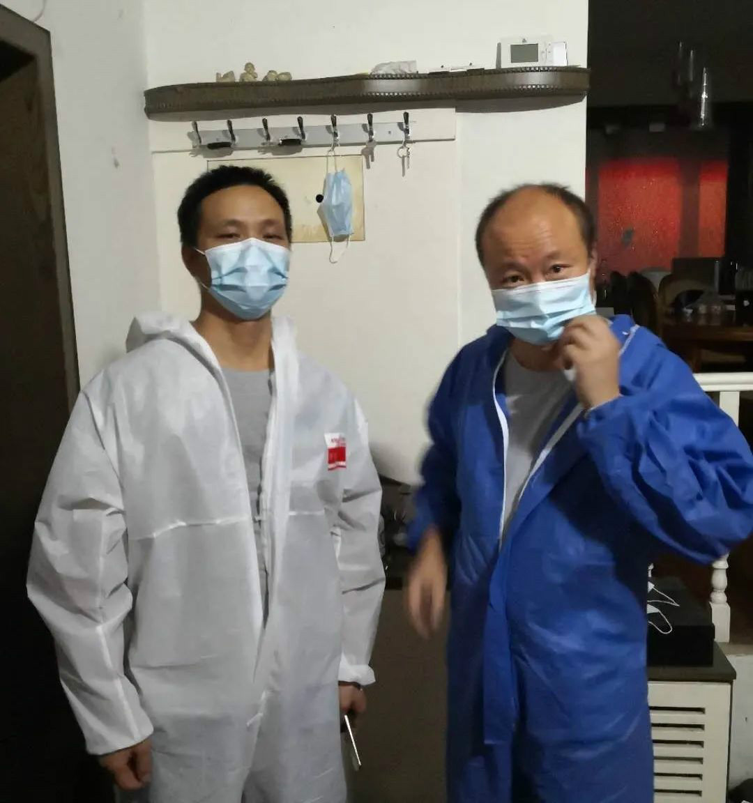 有你们，，，，，，优德88无畏！——优德88人新疆抗疫