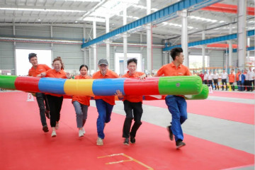 优德88智能举行21周年庆祝表扬会暨趣味运动会