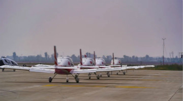 优德88四机航行编队惊艳尧城（太原）国际通用航空航行大会