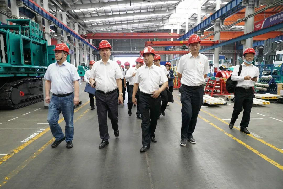 中铁装备赵华总司理莅临优德88智能交流