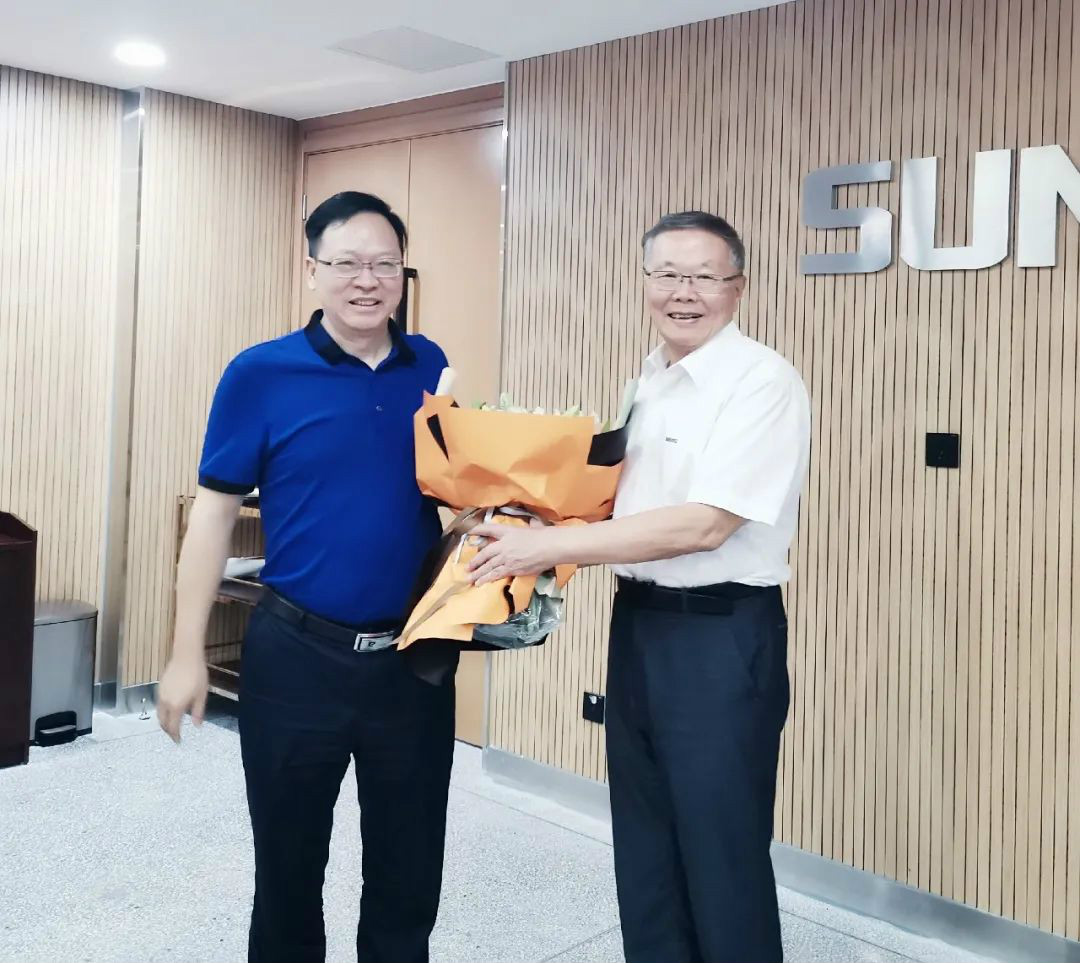 中南大学机电工程学院肖来荣书记到访优德88智能