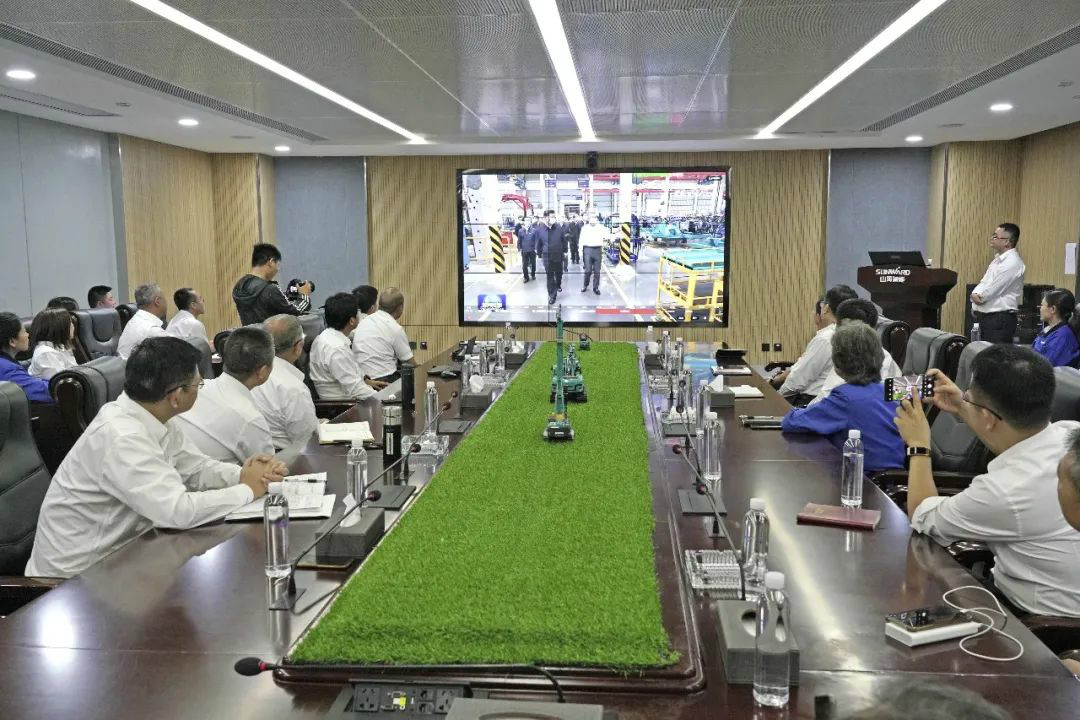 总书记“点赞”优德88立异，，，，，优德88智能集中收看《新闻联播》