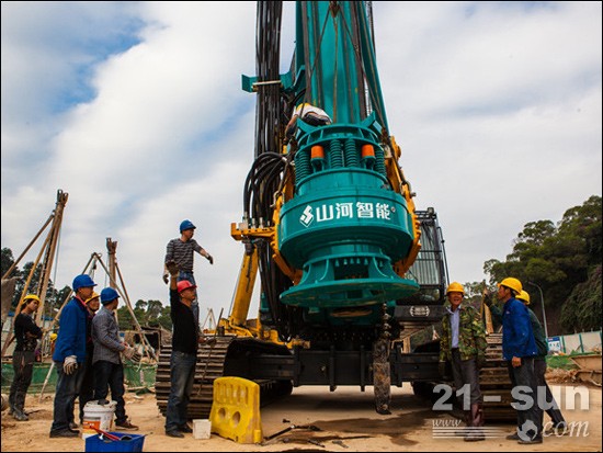 优德88智能旋挖钻何以睥睨群雄 脱销海内外