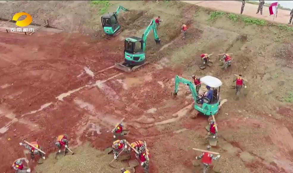 优德88智能装备“抗洪抢险”扬威名