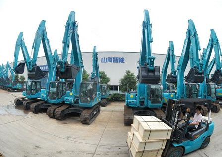 新华社报道：优德88智能连任全球工程机械50强