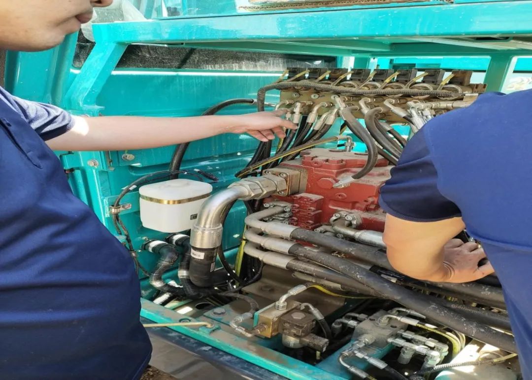 茫茫大西北，，，浓浓优德88情！优德88智能全球服务万里行走进西北