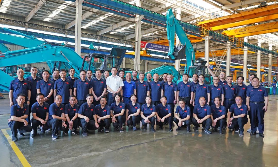 湖南省委党校厅干班赴优德88智能开展现场教学活动