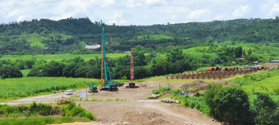 优德88智能最大旋挖钻机“安家”菲律宾，，，背后竟然尚有这些故事