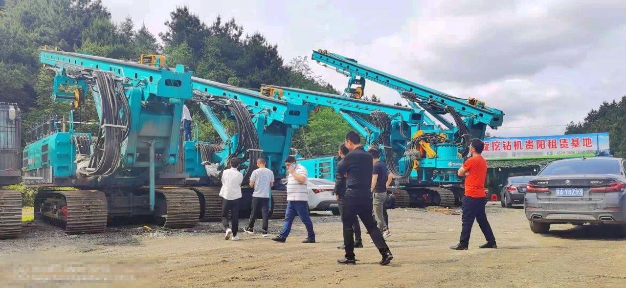 不到2年时间，，，，，，入手33台优德88智能旋挖钻机，，，，，，这位老板什么来头？？？？？？