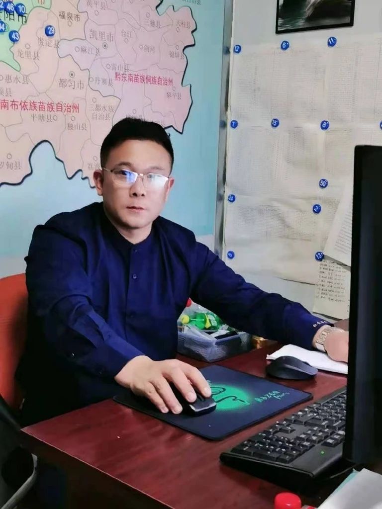 不到2年时间，，，，，，入手33台优德88智能旋挖钻机，，，，，，这位老板什么来头？？？？？？