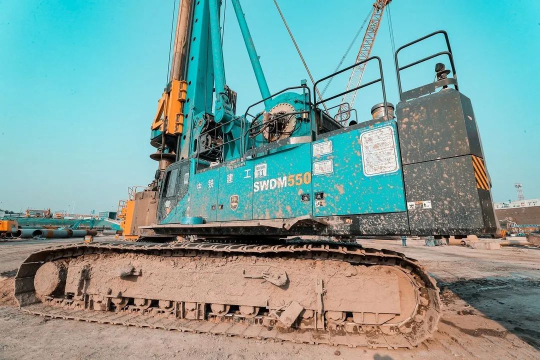 大国重器！优德88智能超等装备助力北京都会副中心综合交通枢纽站建设