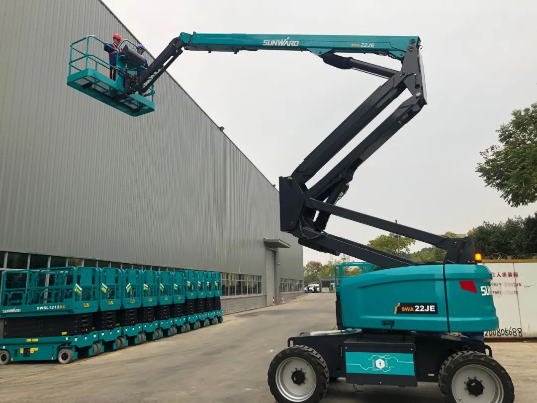 同级别作业高度最高！优德88智能首款自主研发电动臂式高空作业平台下线