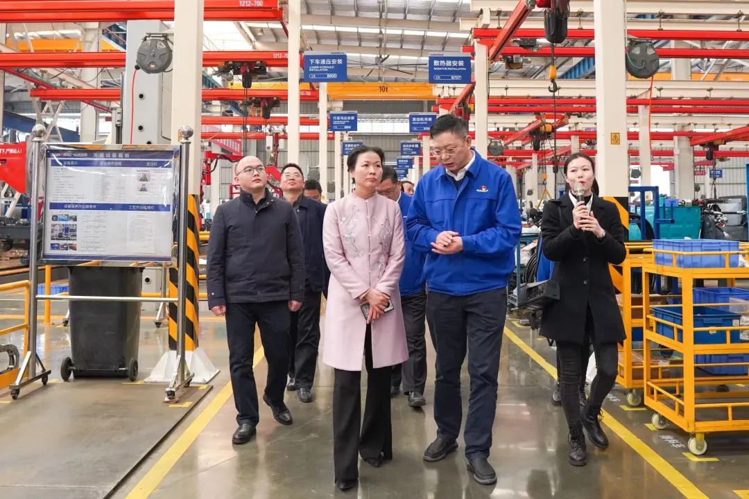 长沙市总工会、长沙经开区总工会一行调研优德88智能