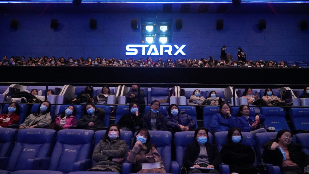 福利多多！优德88智能开展系列活动宠“女神”