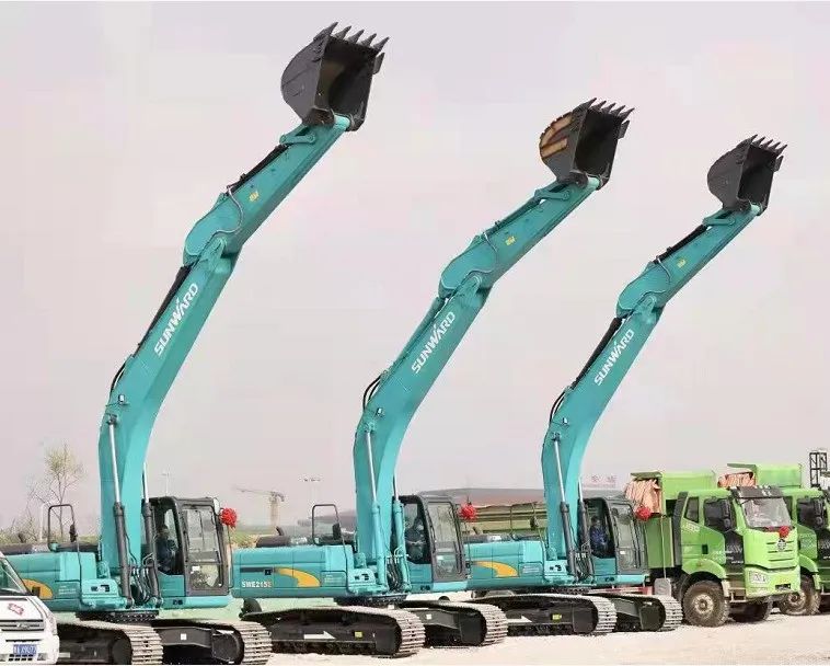 优德88智能挖掘机亮相贵阳大数据科创城项目开工仪式