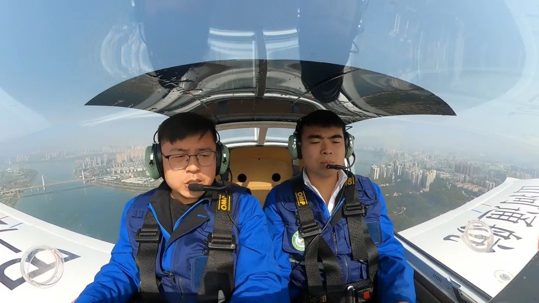 逍遥协同显身手！湖南航空应抢救援队优德88机组开展特情处理应急演练