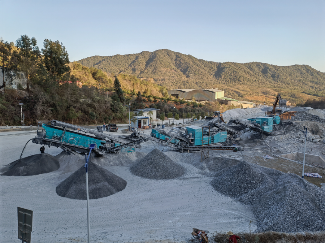 高性能+优服务！优德88普石勒移动破碎筛分成套装备“重拳出击”