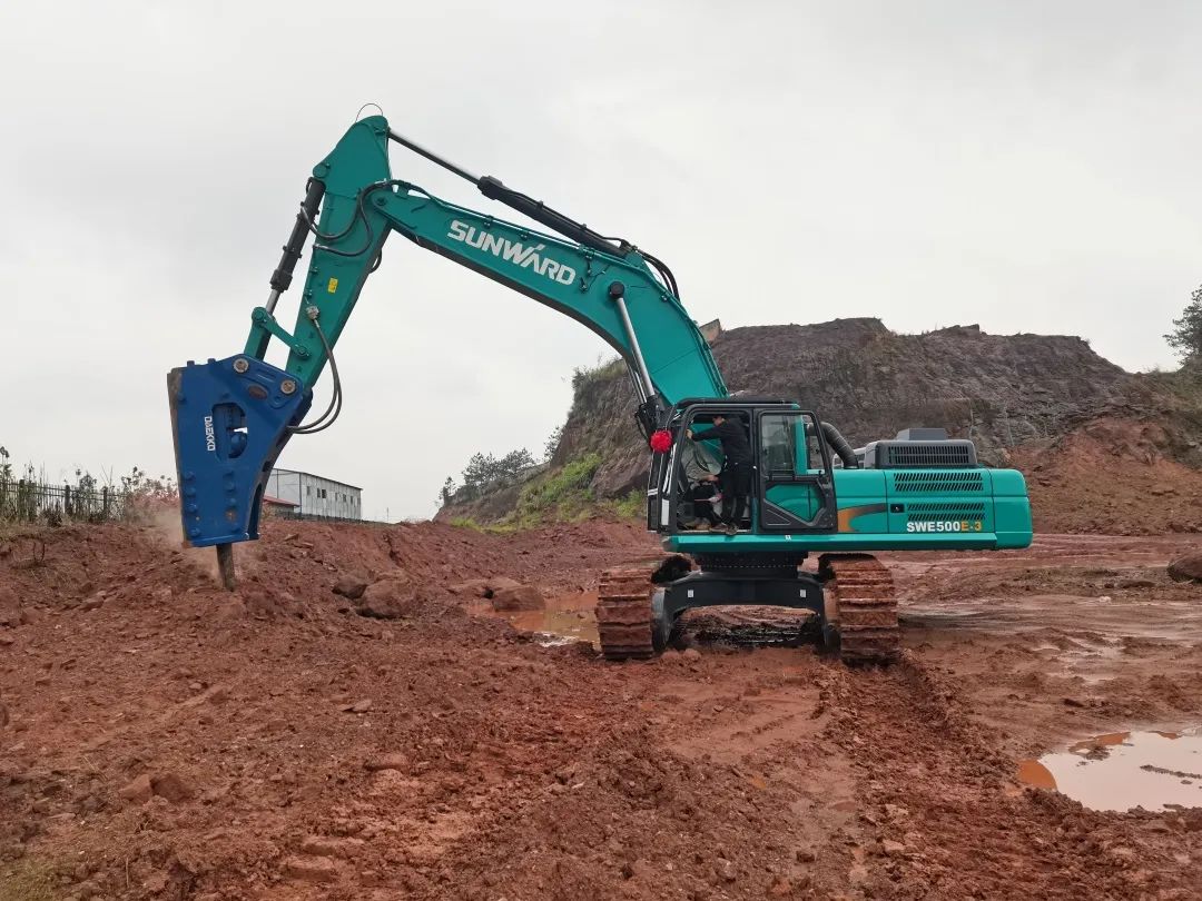 再现交机热潮！优德88智能中大挖持续向市场进军