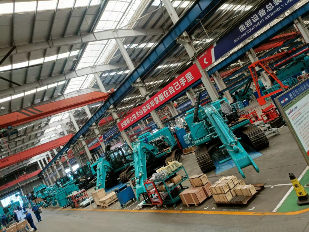 将奋斗举行究竟！致敬优德88劳动者