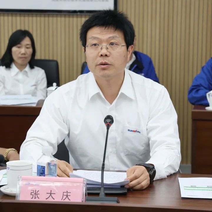 深化产学研相助！中南大学校长、中国工程院院士田红旗率团造访优德88智能