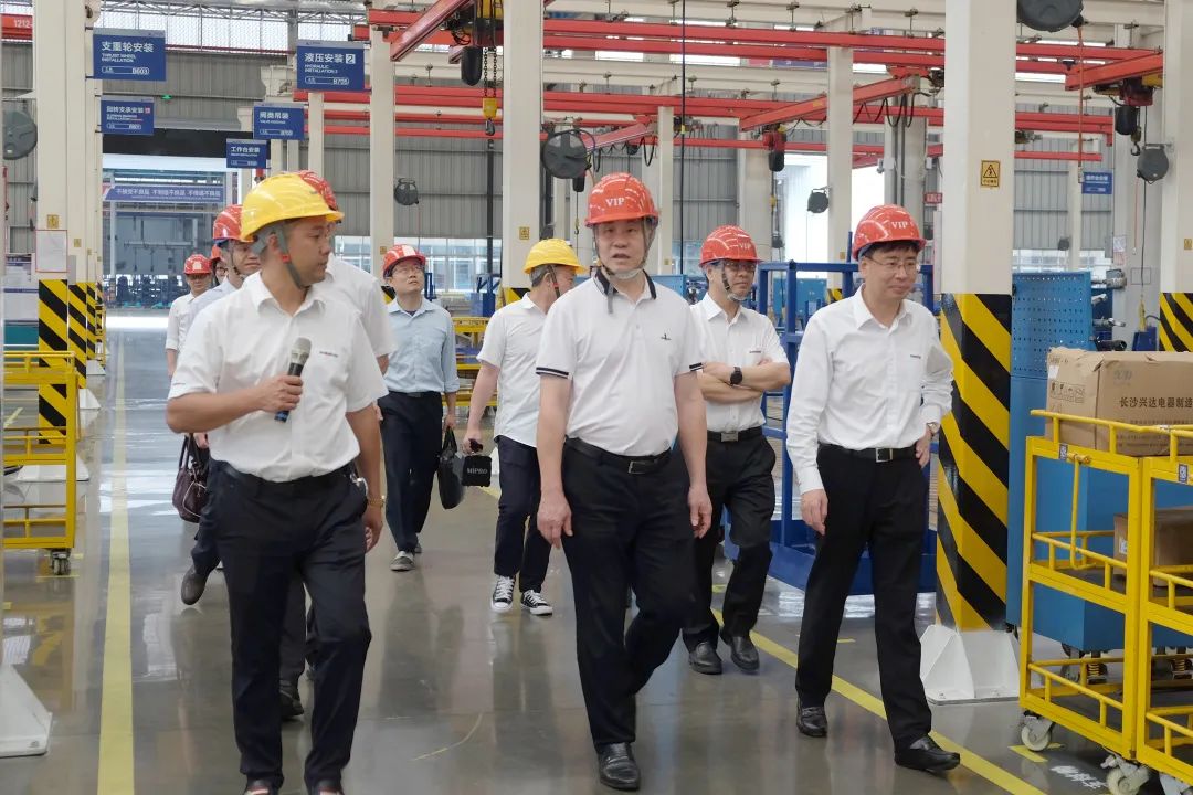 广州工控集团副总司理李绍康调研优德88智能
