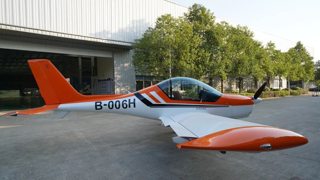 图集 | 阿若拉穿“鲨”衣，，，，，尚有更多套装为天空添彩！