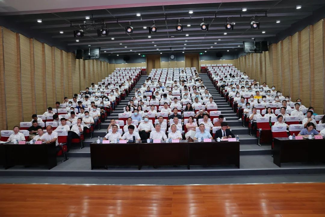 立异引领，，，智造未来！“2022院士专家长沙行”高端装备高质量生长钻研会盛大举行