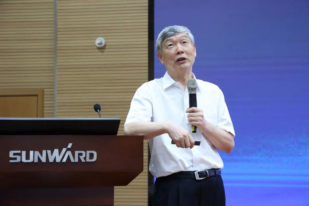 立异引领，，，智造未来！“2022院士专家长沙行”高端装备高质量生长钻研会盛大举行