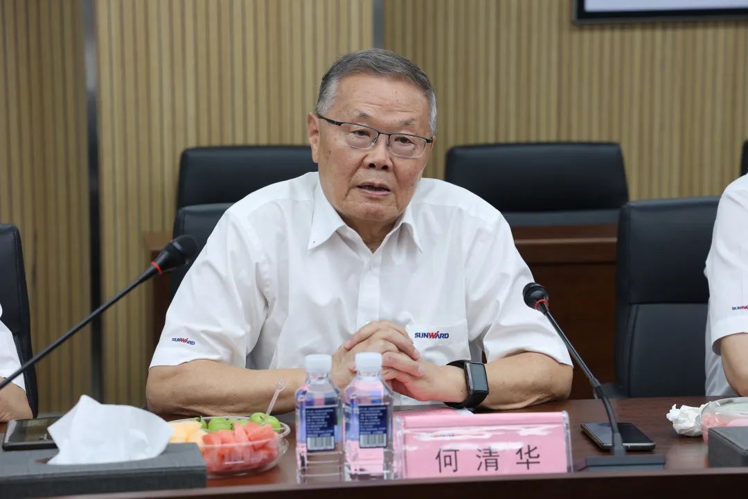 紫金矿业集团党委书记、董事长陈景河莅临优德88智能考察交流