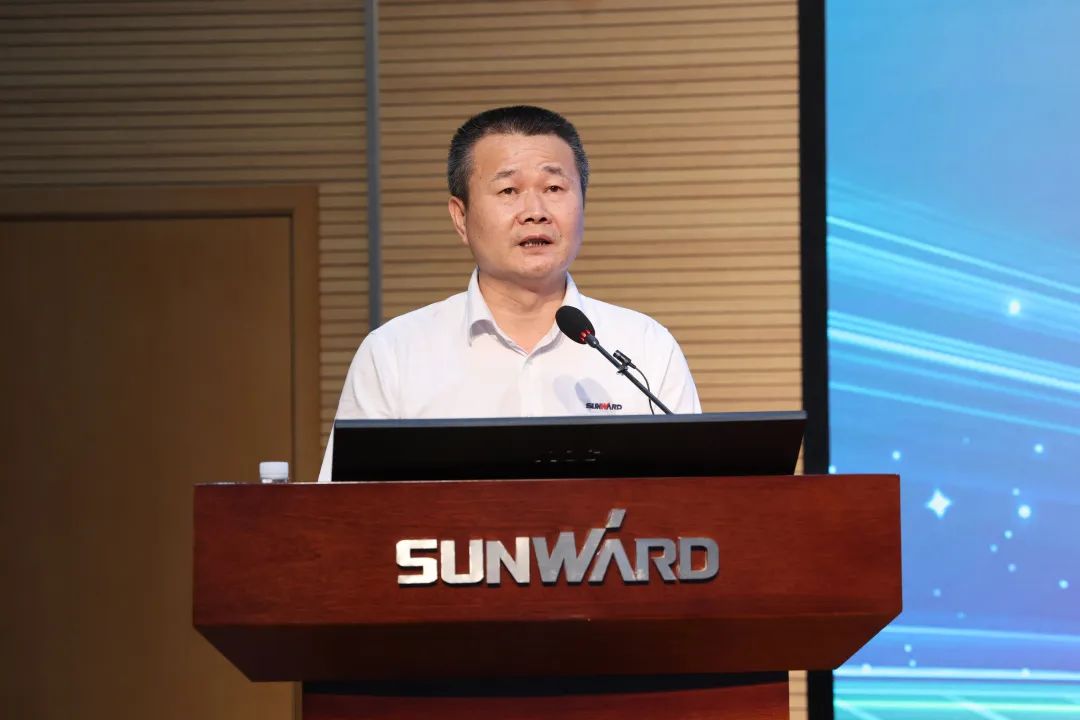 凝心聚力奋力拼搏，，，向高质量生长交出精彩答卷！优德88智能召开全体干部大会