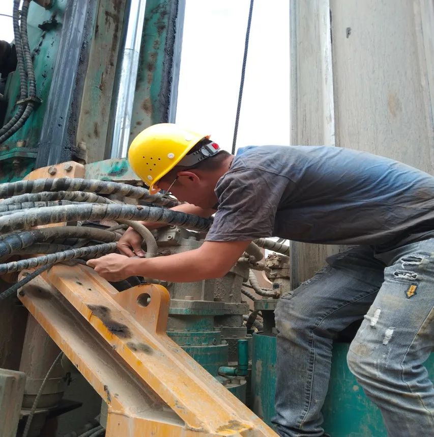 图集 | 战高温，，，迎“烤”验！优德88人在行动