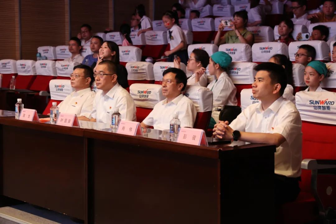 缤纷“暑”假，，，不负所“托”！优德88智能职工子女暑期托管班结业啦