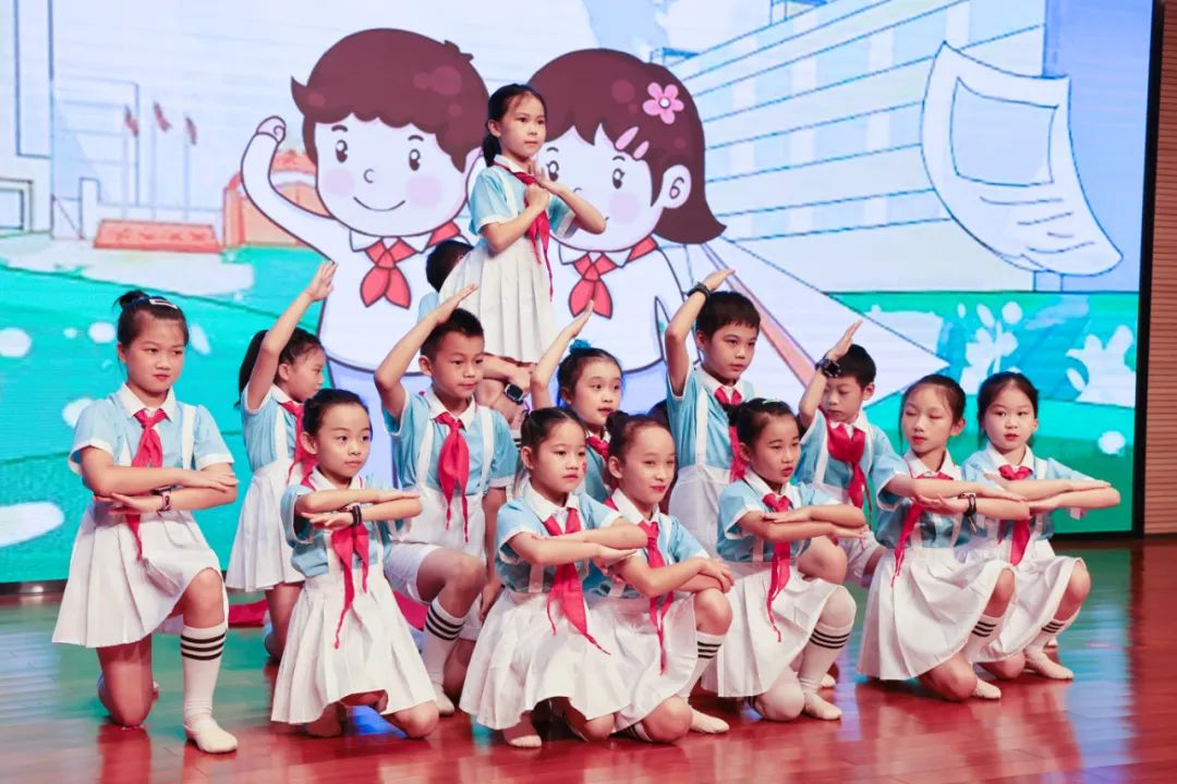 缤纷“暑”假，，，不负所“托”！优德88智能职工子女暑期托管班结业啦