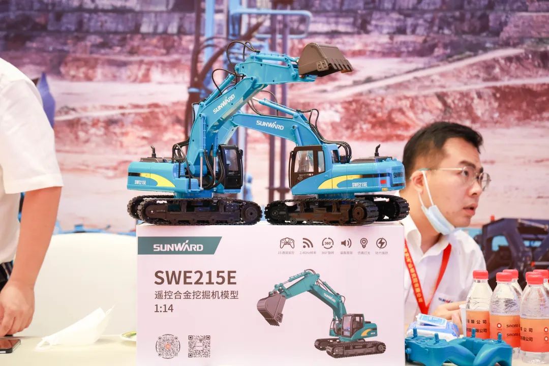 共话行业前沿手艺及趋势，，，，，，优德88智能亮相第九届金属非金属矿挑撰运营适用手艺与装备大会