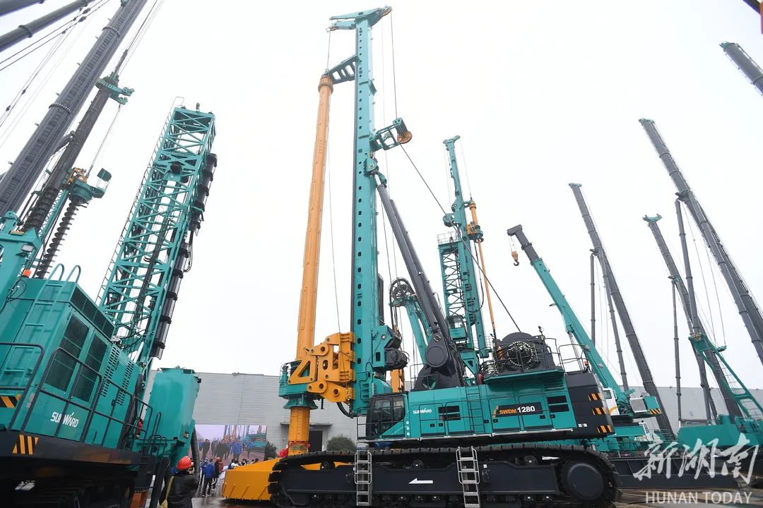 湖南日报 | 优德88智能：立异“优德88”好风物