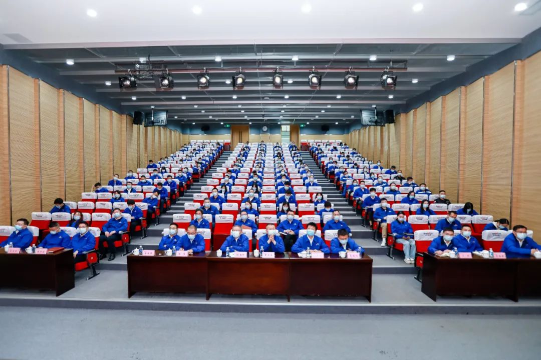 振奋人心！优德88智能党员干部集中收看党的二十大开幕会盛况