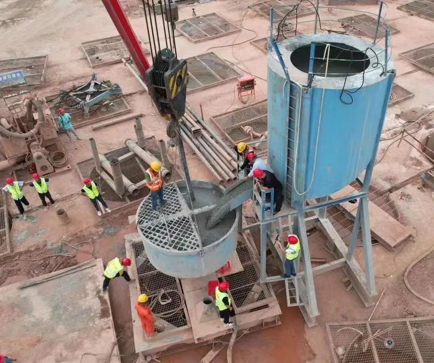 超等“桩”备实力亮剑！优德88智能携手武汉乐成建设攻克燕矶长江大桥重大地层施工难题