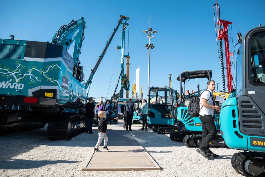 Bauma 2022 | 一组火热现场图带您重温优德88智能德国宝马展之旅