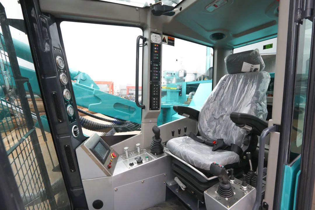 为绿色智能钻爆而生！优德88智能全新一代一体式潜孔钻机强“四”来袭